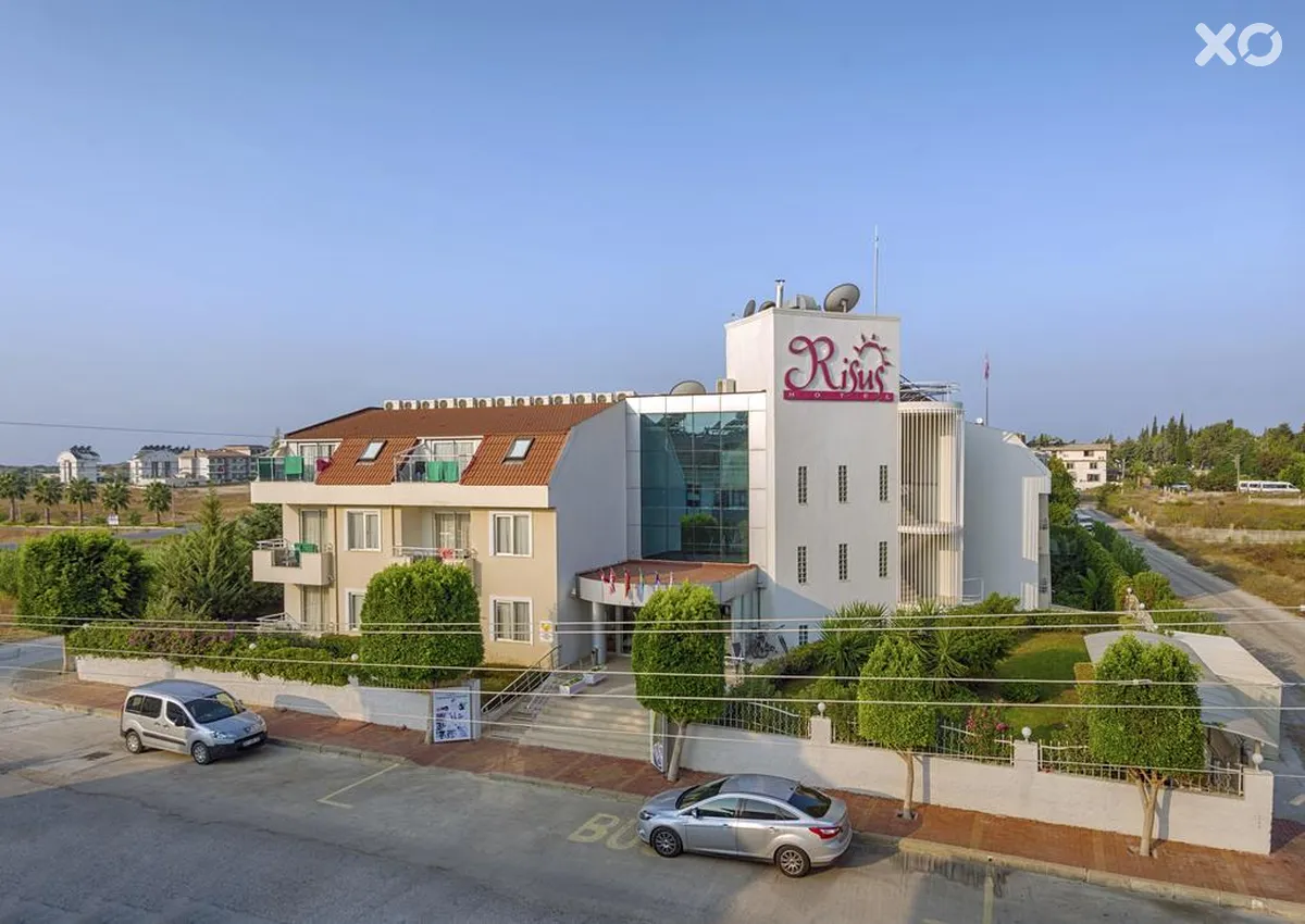 Akalia Suite Hotel & Spa