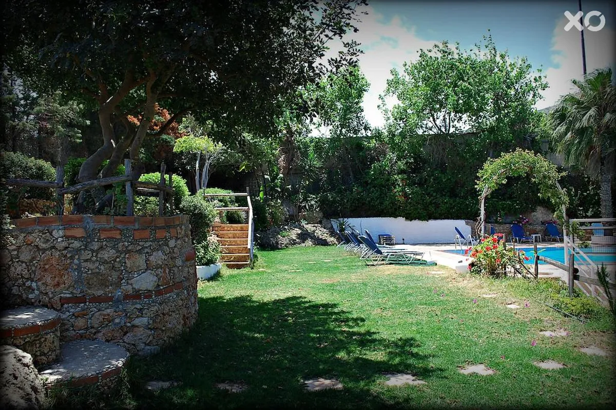 Iliostasi Beach Apartments