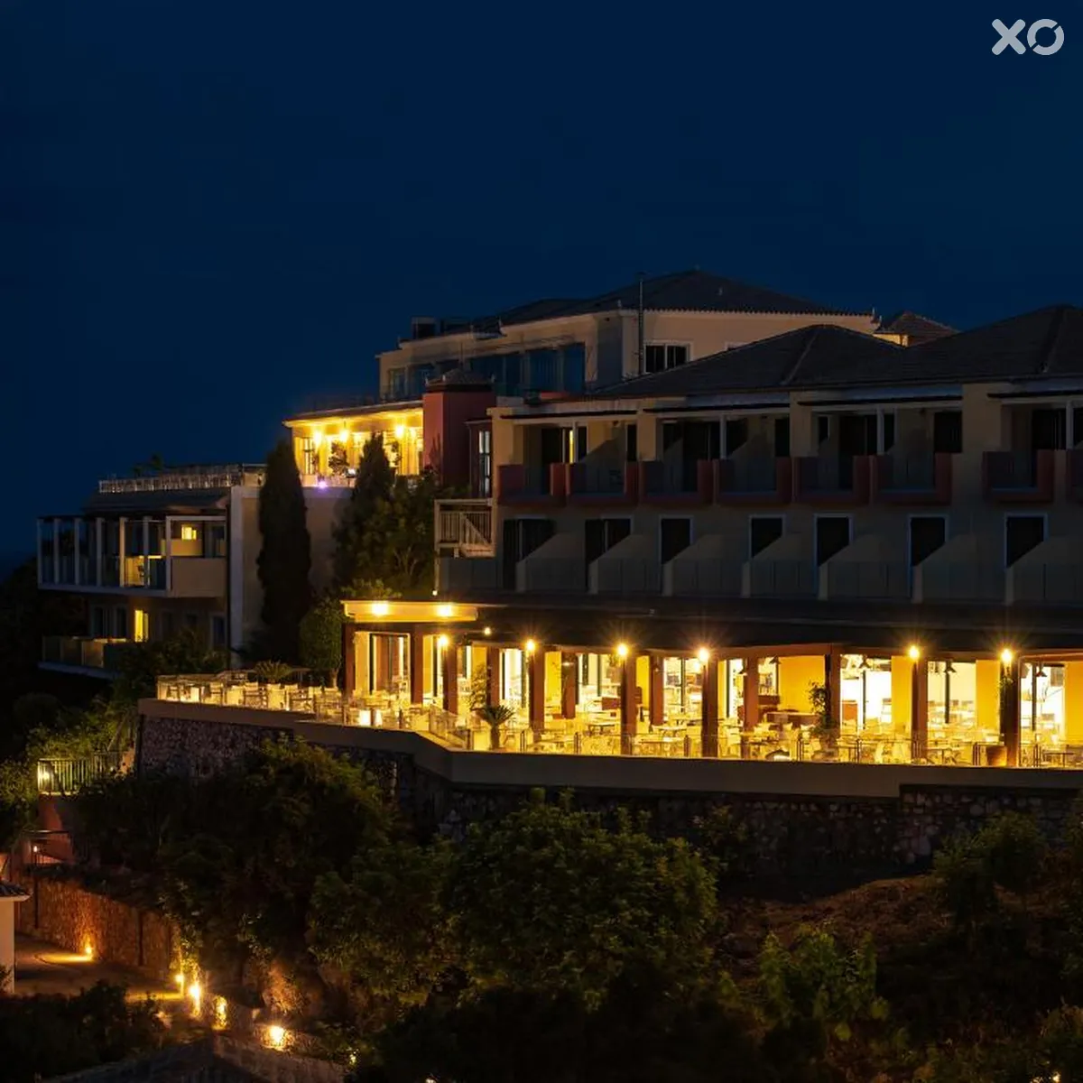 Apostolata Island Resort & Spa