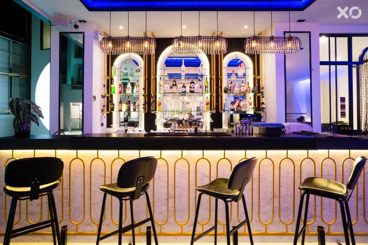 Ratri Phuket Old Town Hotel