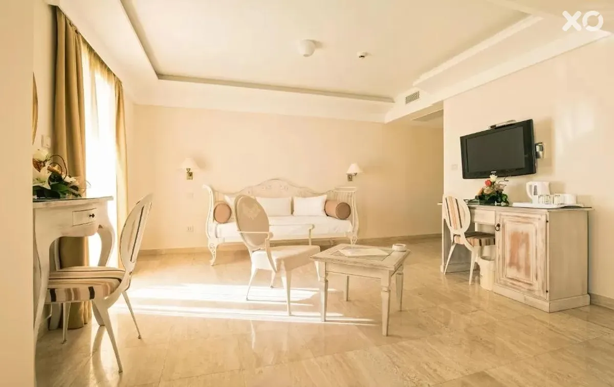 Azimut Hotel