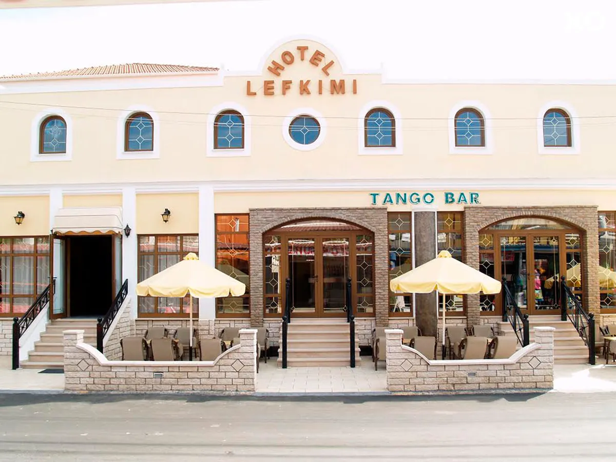 Lefkimi Hotel