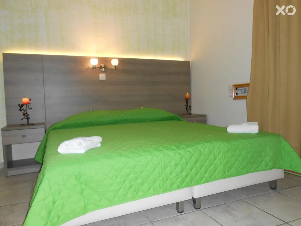 Voula Hotel & Apartments