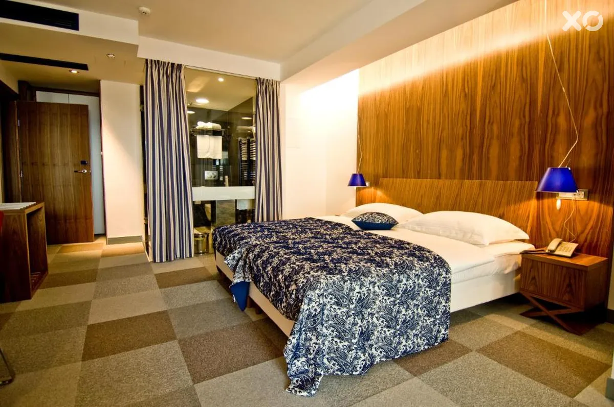 In Hotel