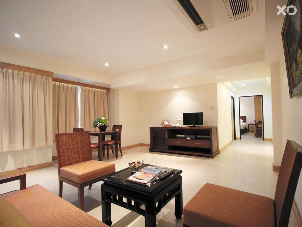 Tropicana Hotel