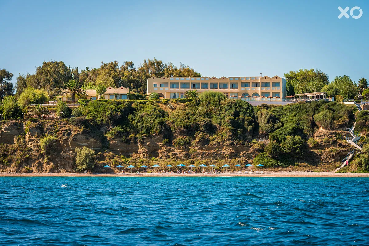 Niforeika Beach Hotel & Bungalows