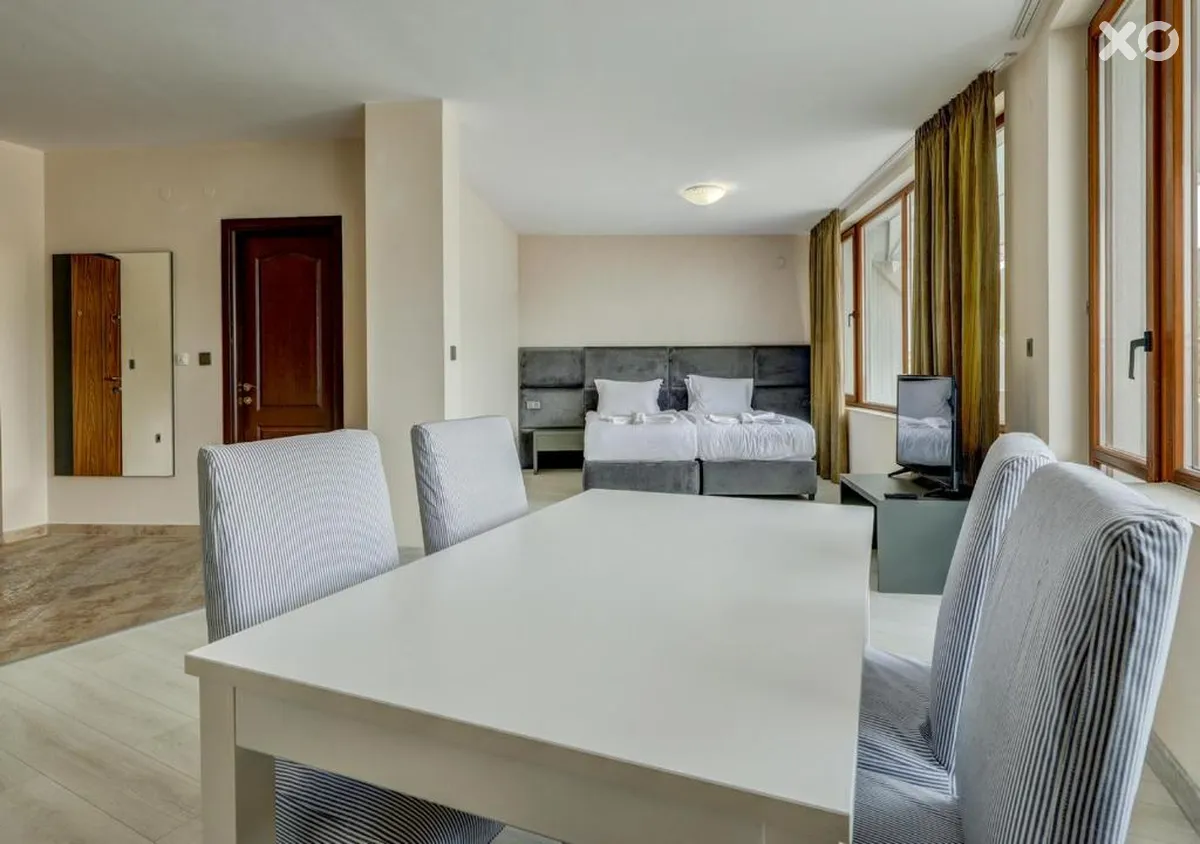 Continental Apartments