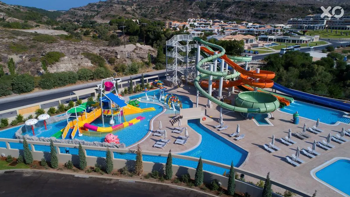 Amada Colossos Resort