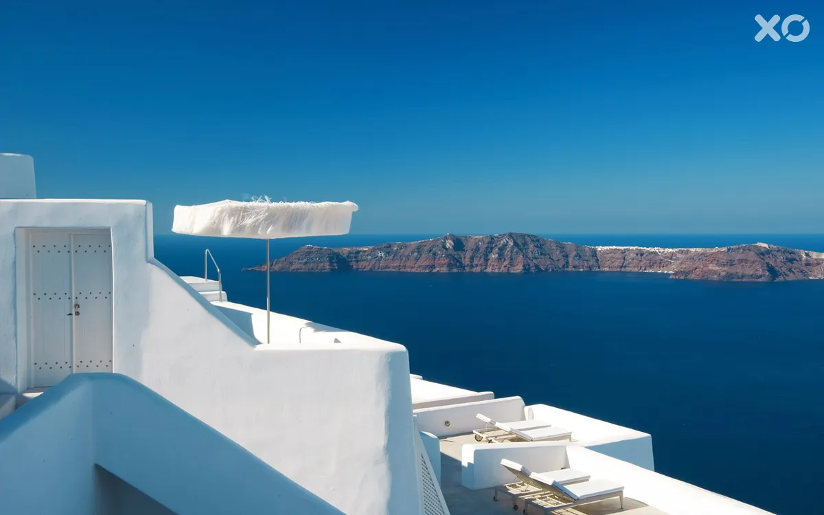 White Santorini