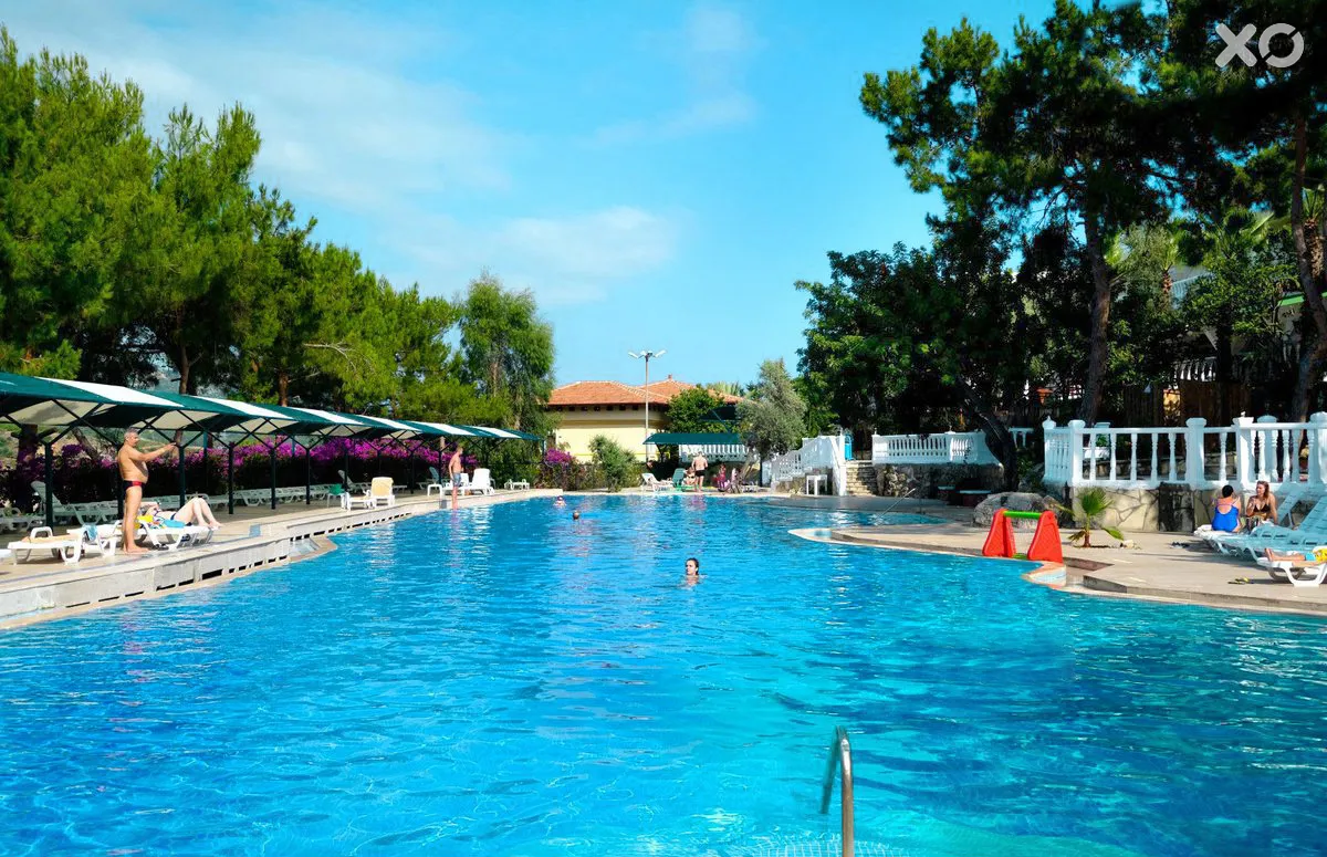 Senza Garden Holiday Club