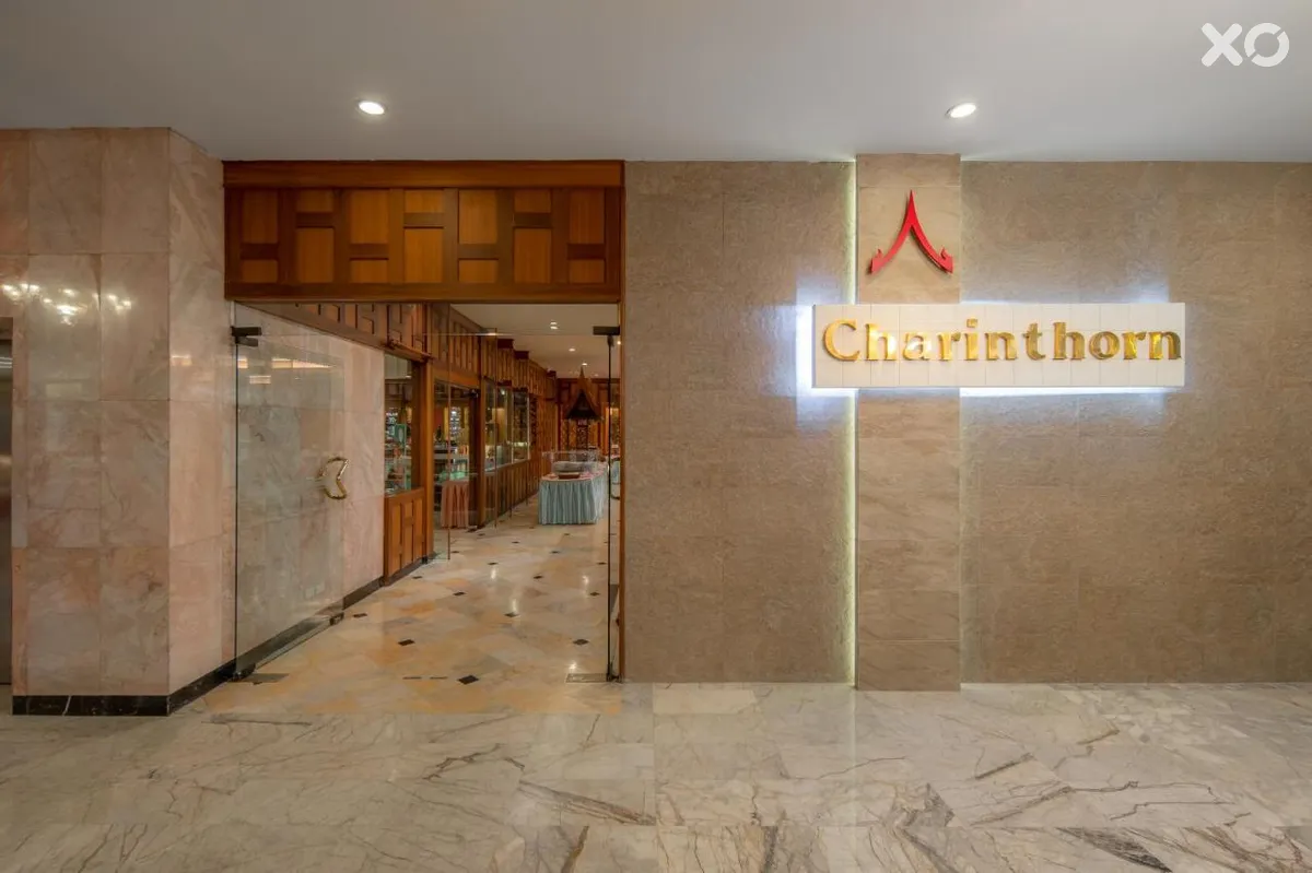 Alexander Hotel