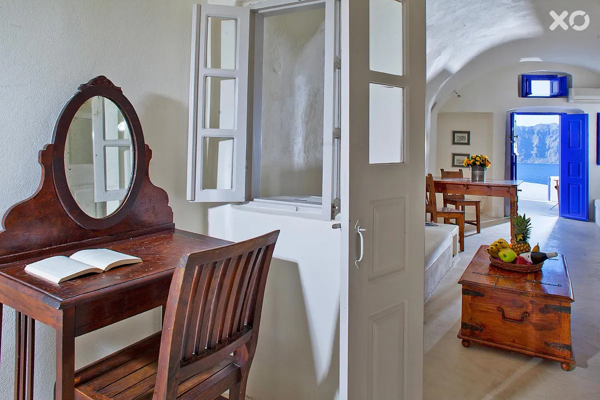 Oia Mare Villas