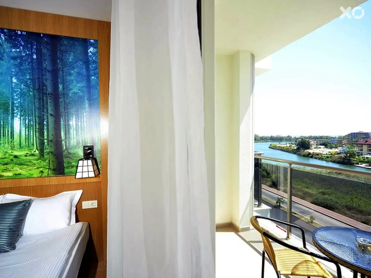 Lake & River Side Hotel & Spa