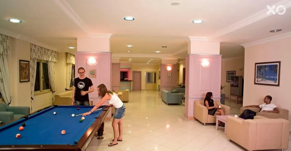 Eva Beach Hotel