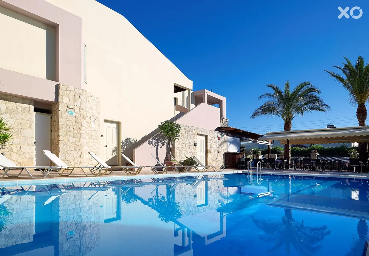 Elotis Suites Hotel