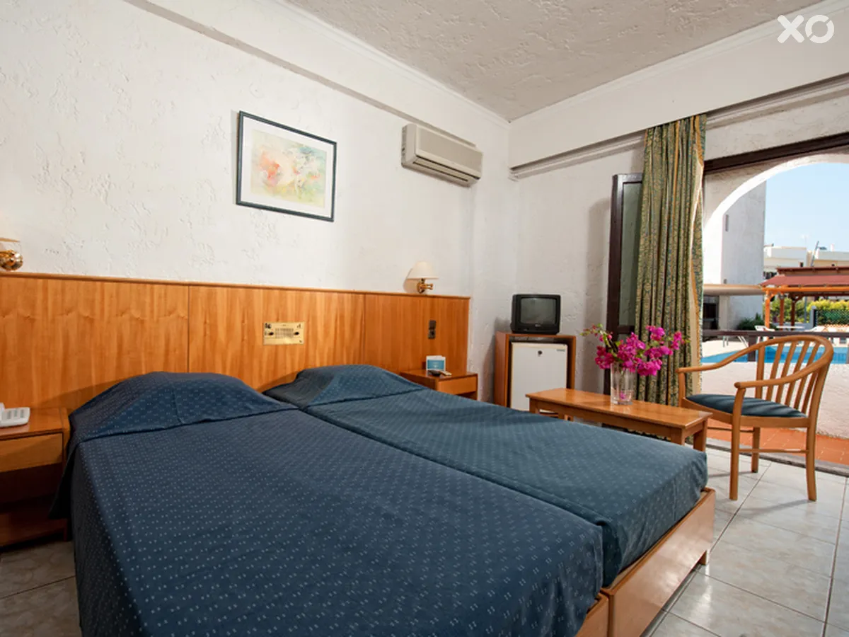 Heronissos Hotel