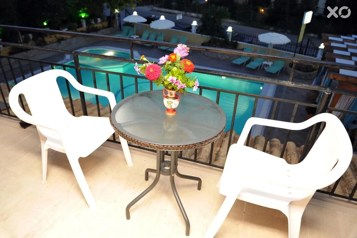 Makis Louvlis Apartments & Studios