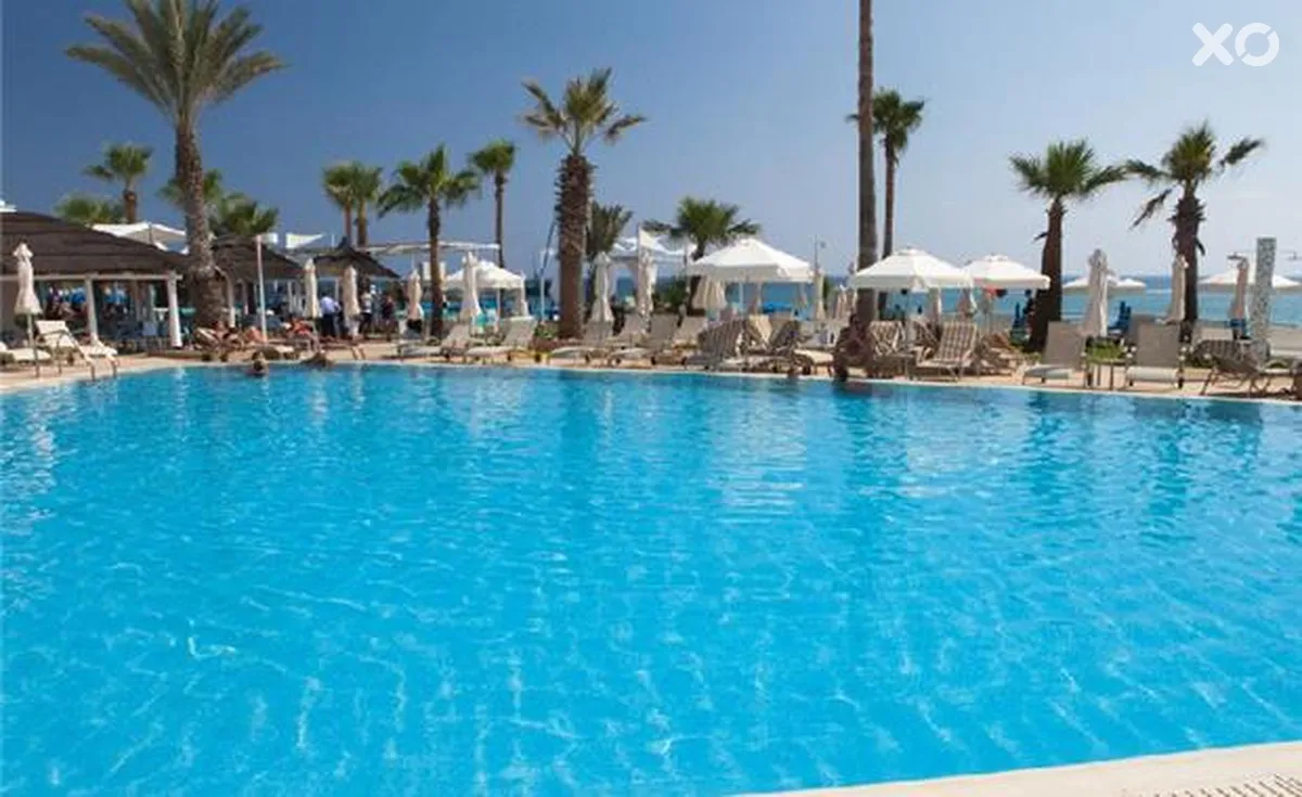 Vrissaki Beach Hotel
