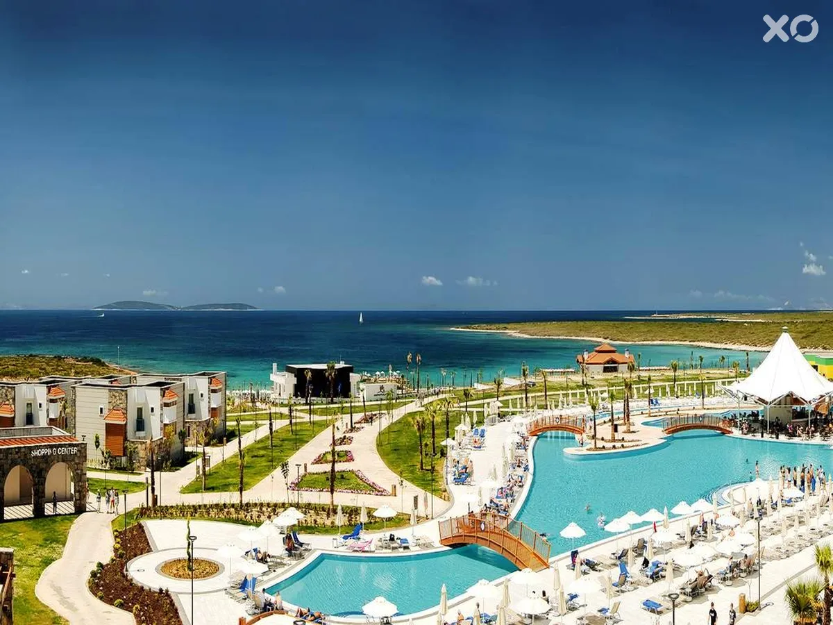 Aquasis De Luxe Resort & Spa