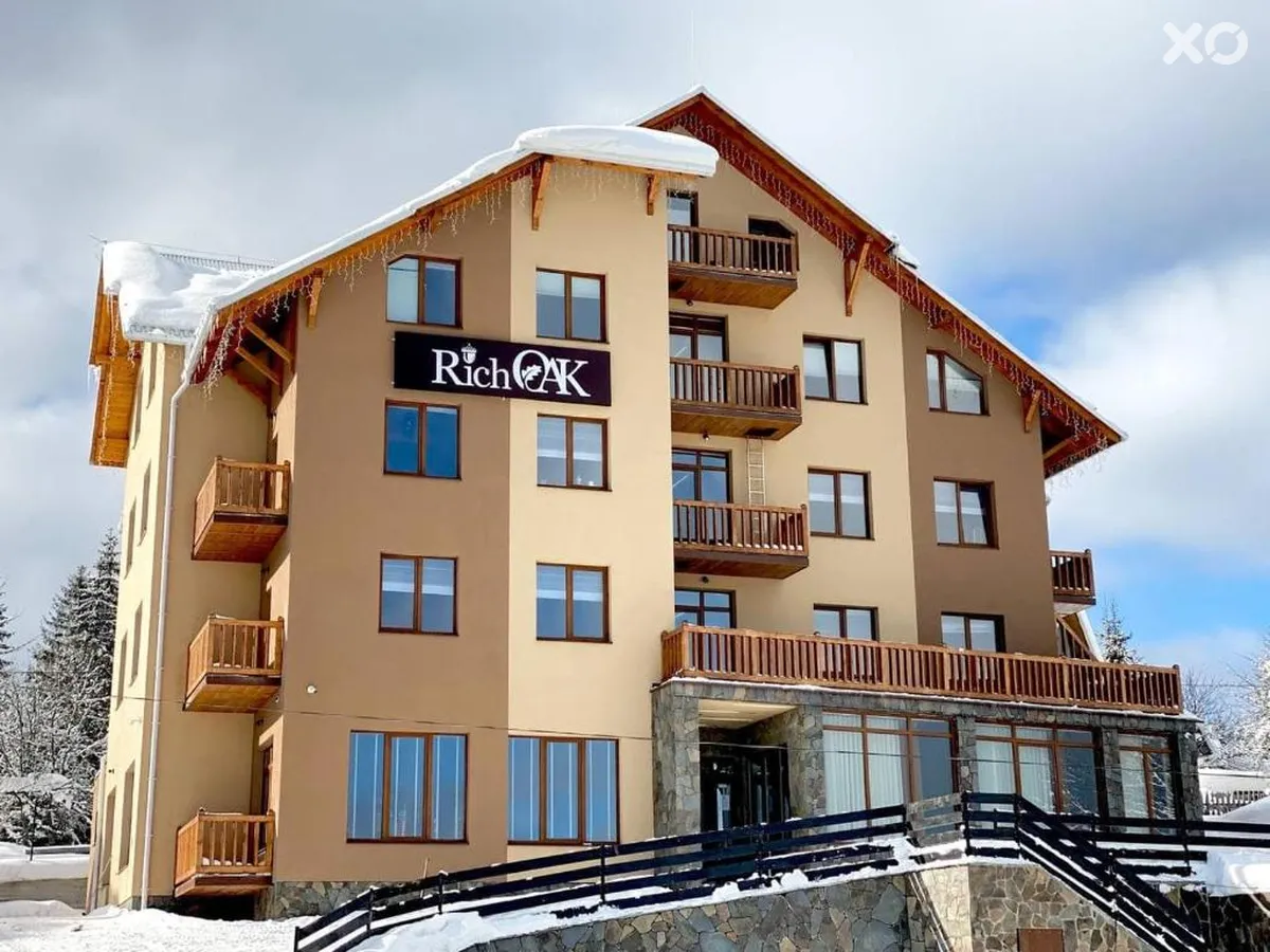 Rich Oak Hotel