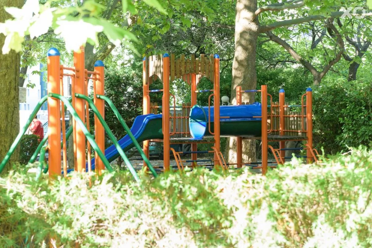 Oasis Park Hotel