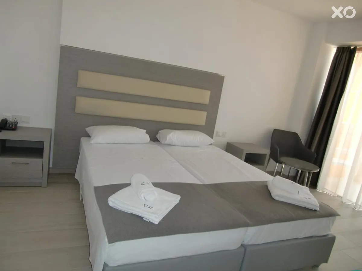 Captain Pier Hotel