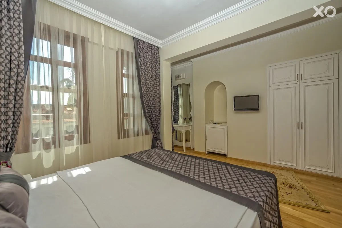 Argos Hotel