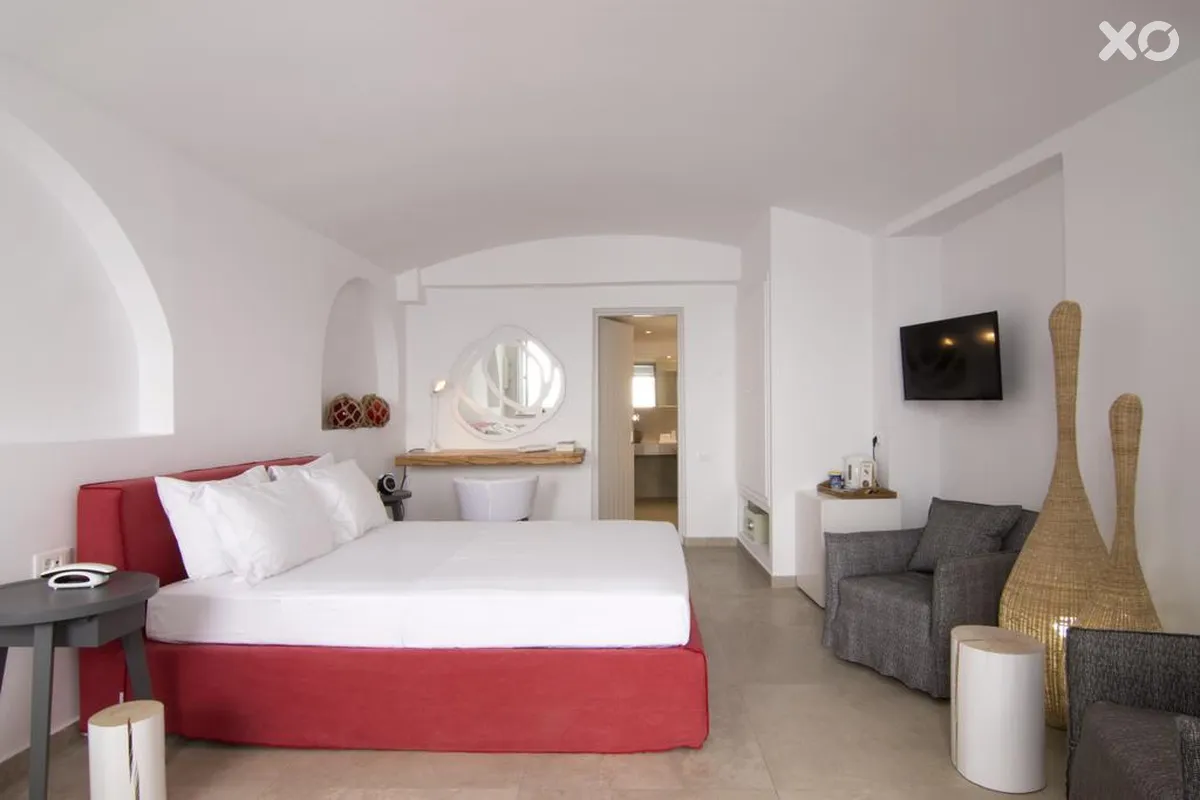 Santorini Secret Suites & Spa