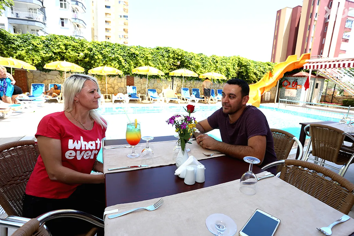 Lara Dinc Hotel