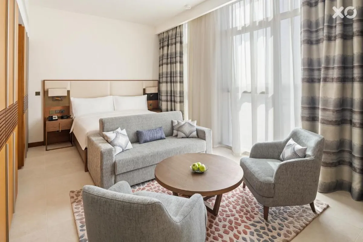 Staybridge Suites Dubai al-Maktoum Airport