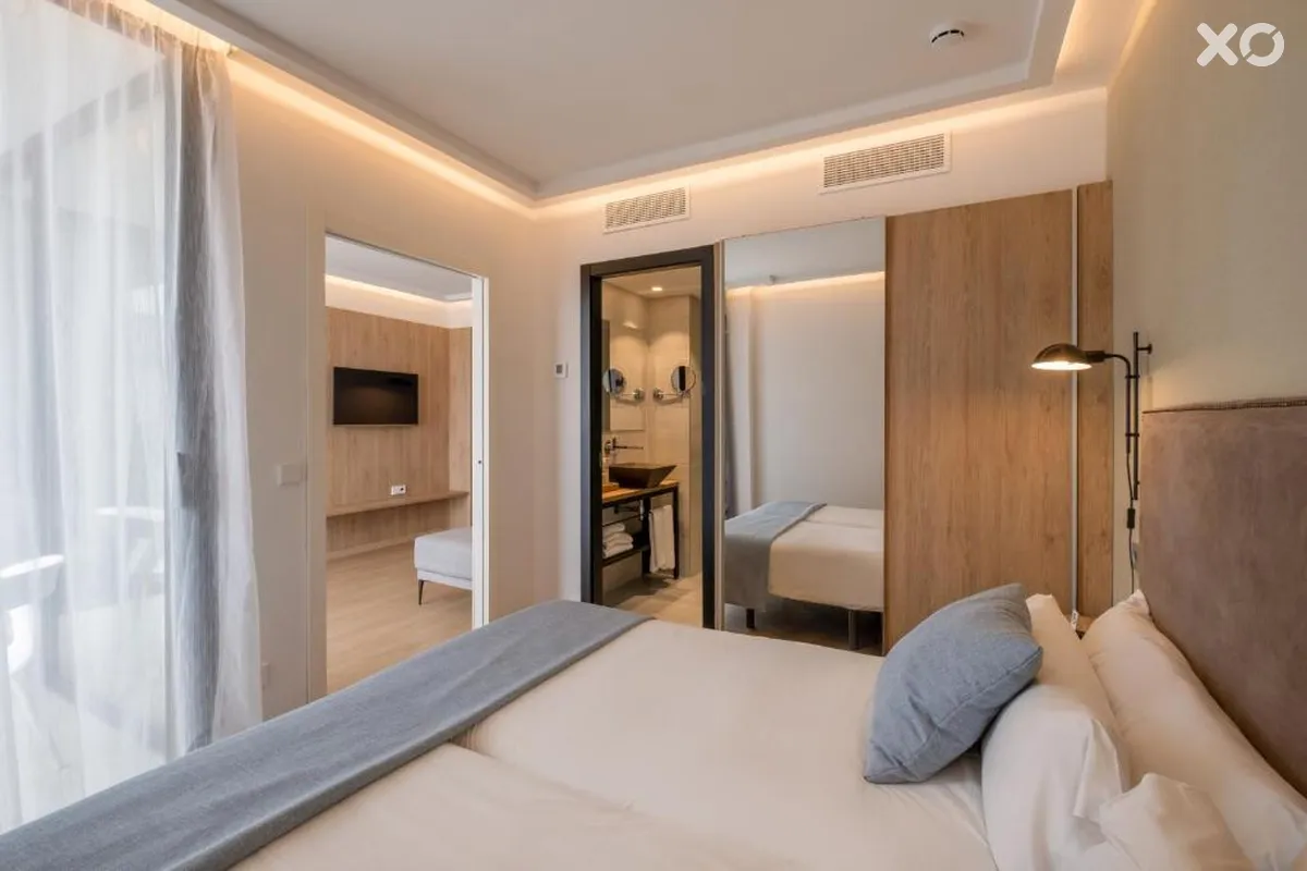 Kyrat Amarac Suites