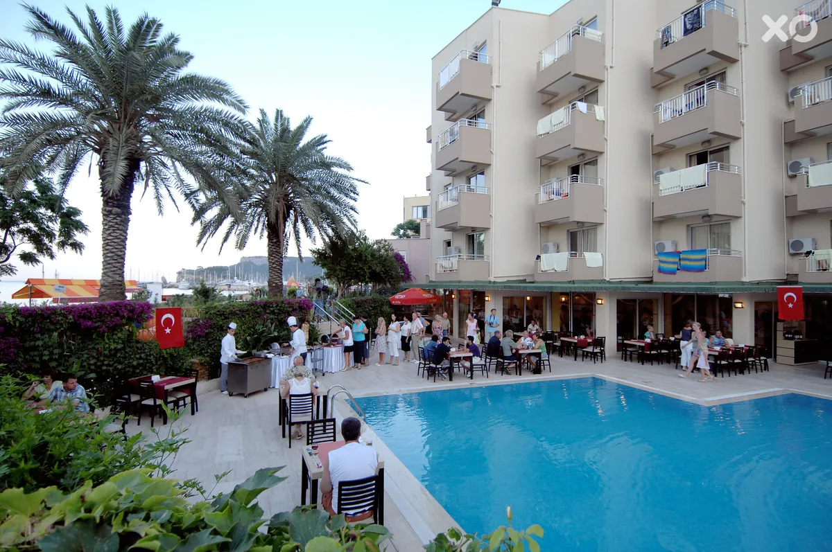 Viking Nona Beach Hotel