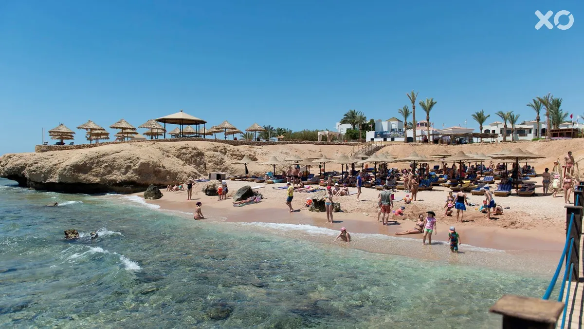 Amphoras Beach