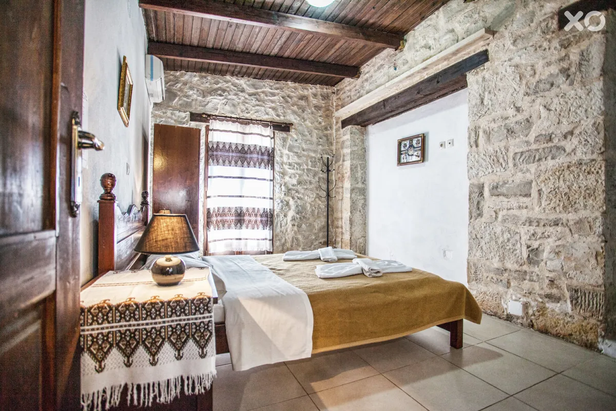 Petrino Horio (Stone Village)