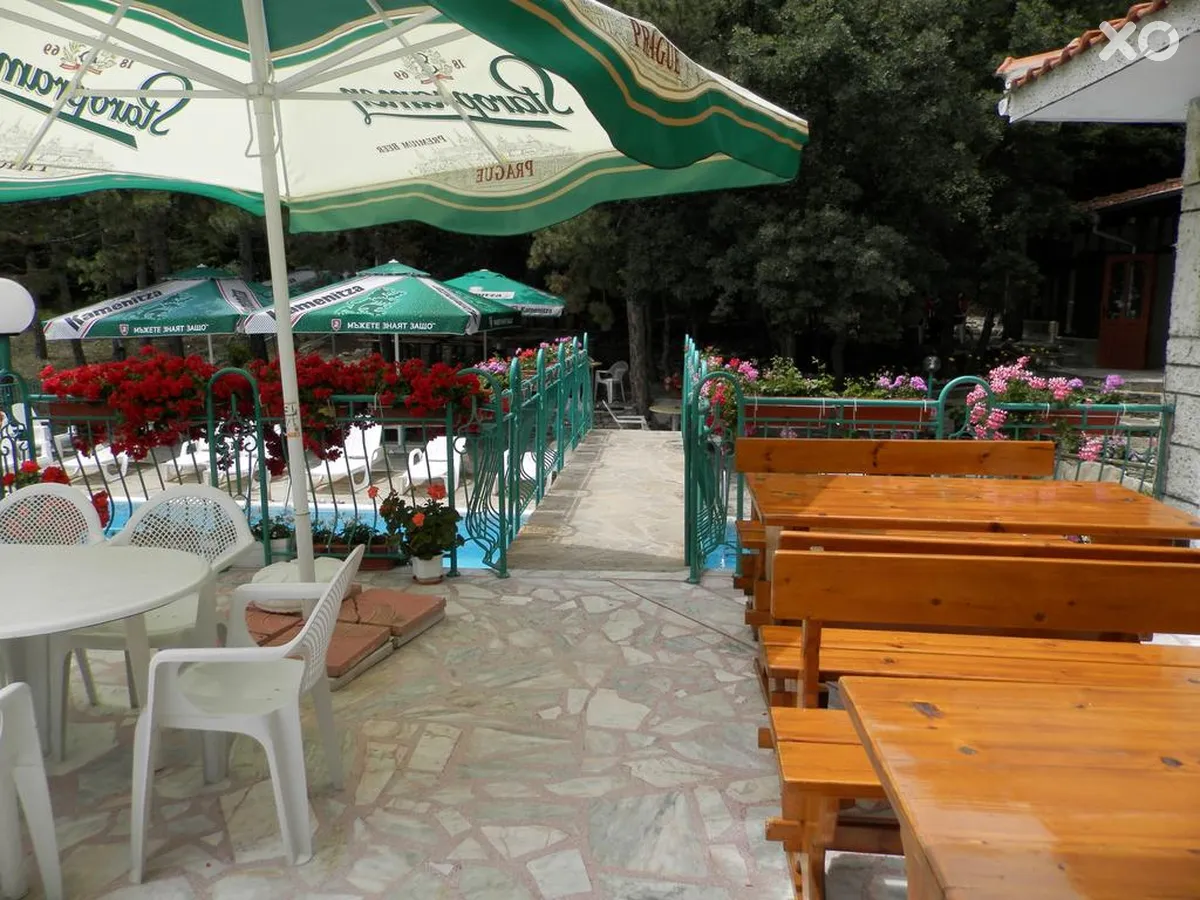 Zora Hotel