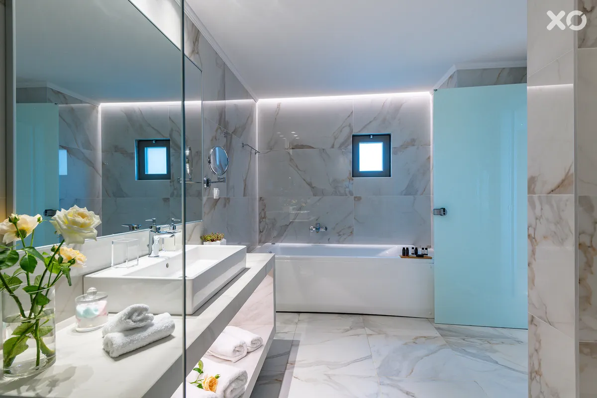 High Beach White The Villa Collection