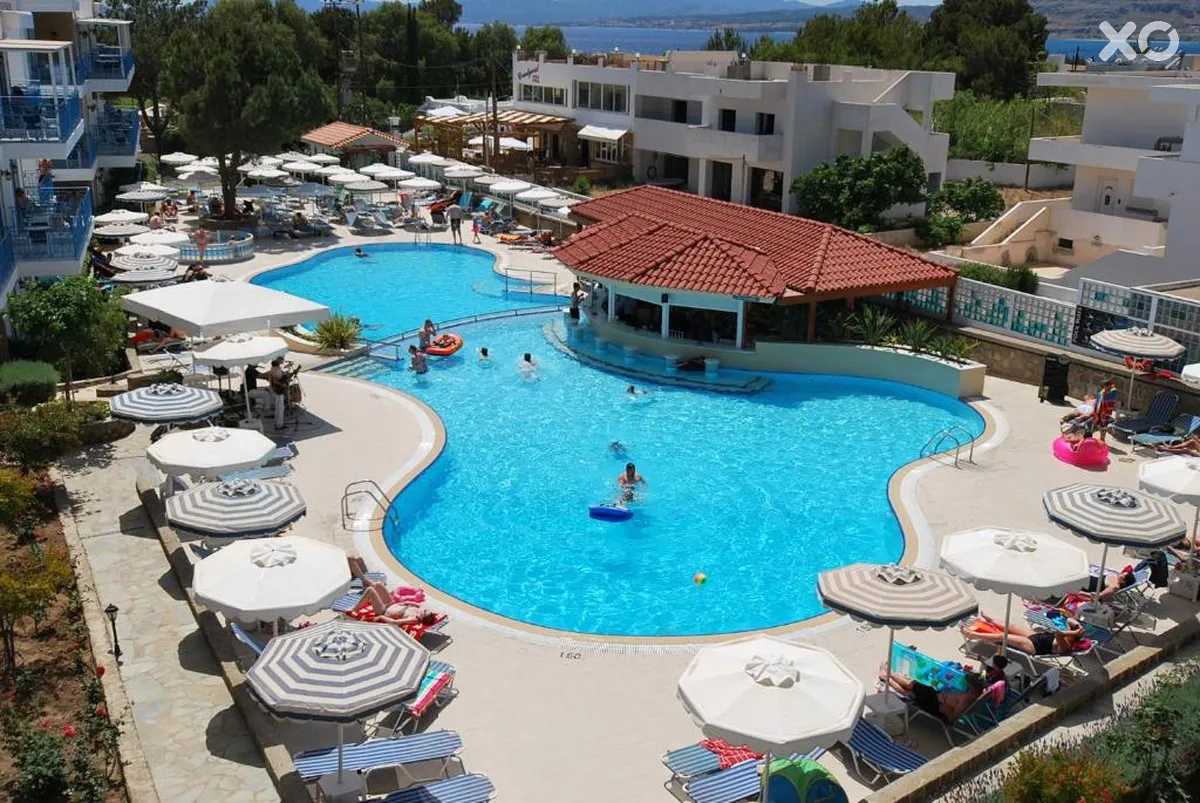 Pefki Islands Resort