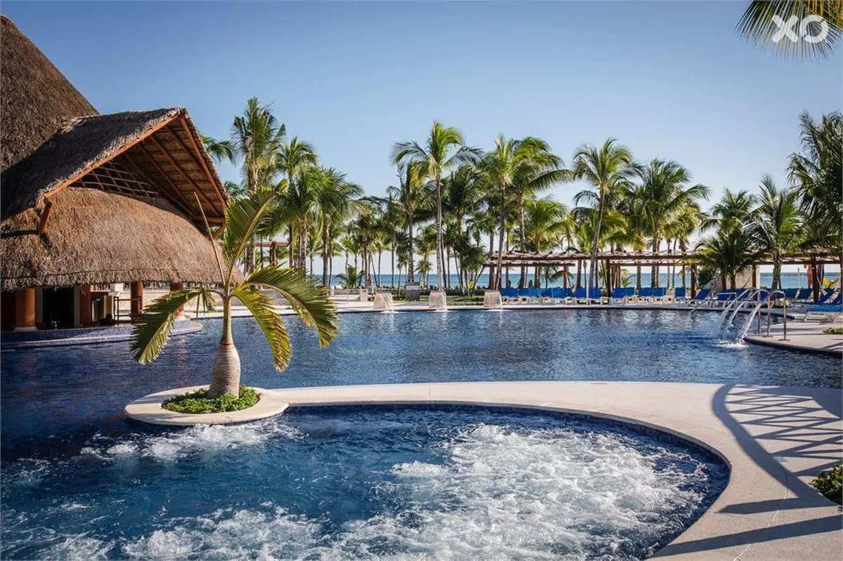 Barcelo Maya Caribe