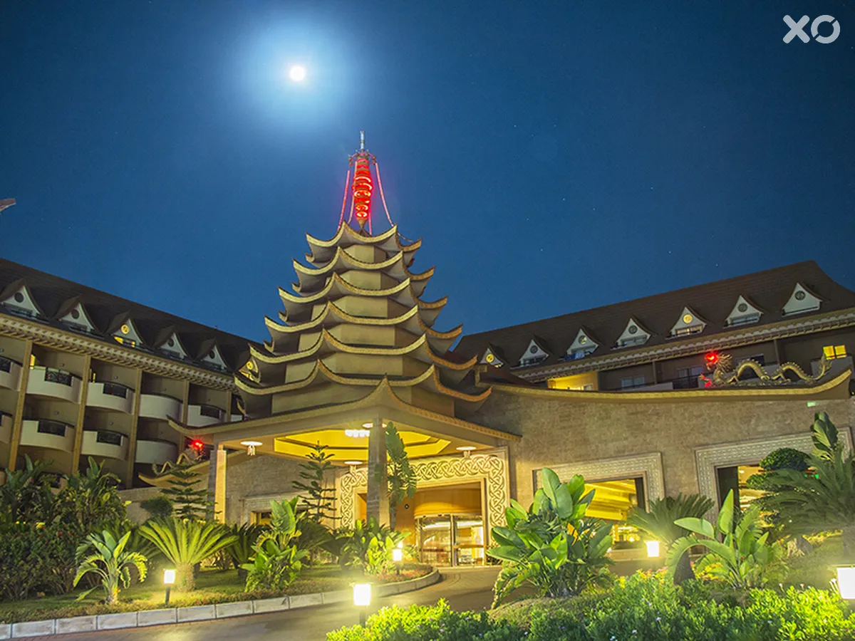 Royal Dragon Hotel