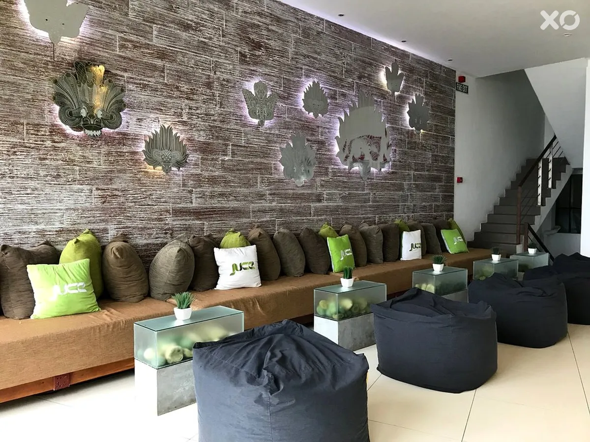 J Ambalangoda Hotel