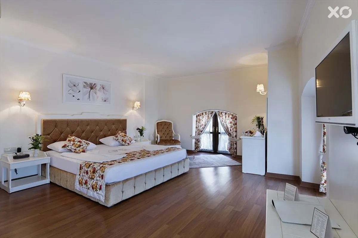 Kare Adalya Port Hotel
