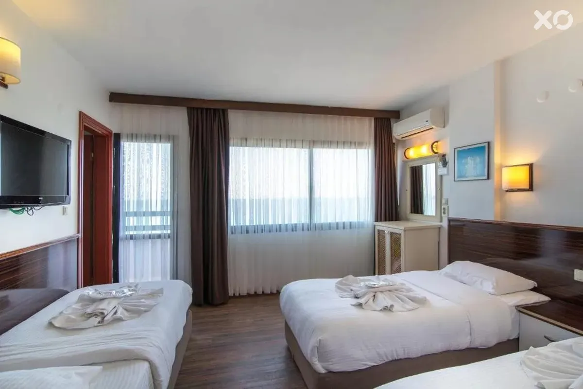 Sunday Beach Hotel
