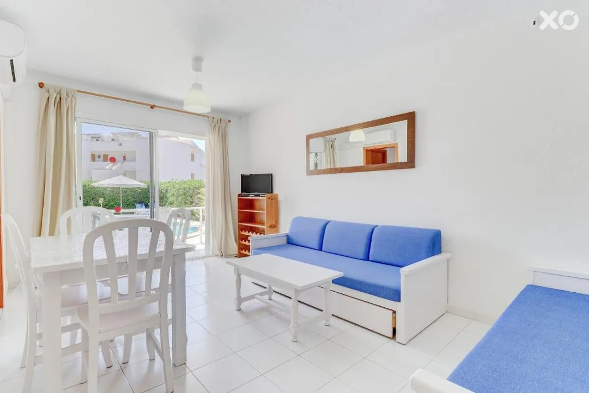 Llevant Apartments
