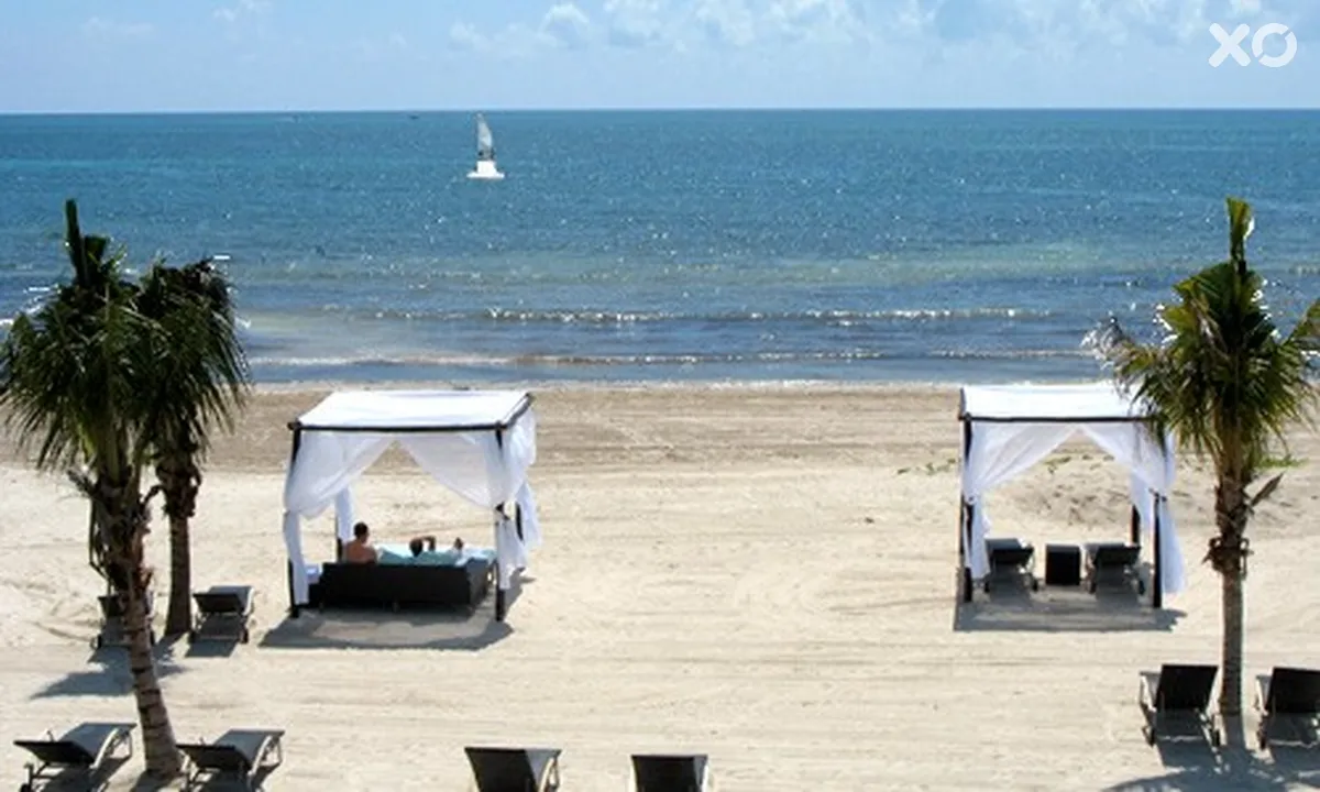 BlueBay Grand Esmeralda