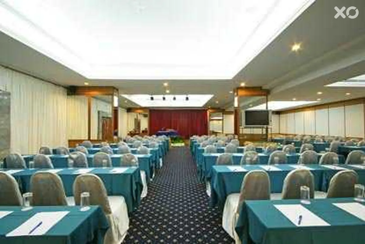Golden Beach Cha-Am Hotel