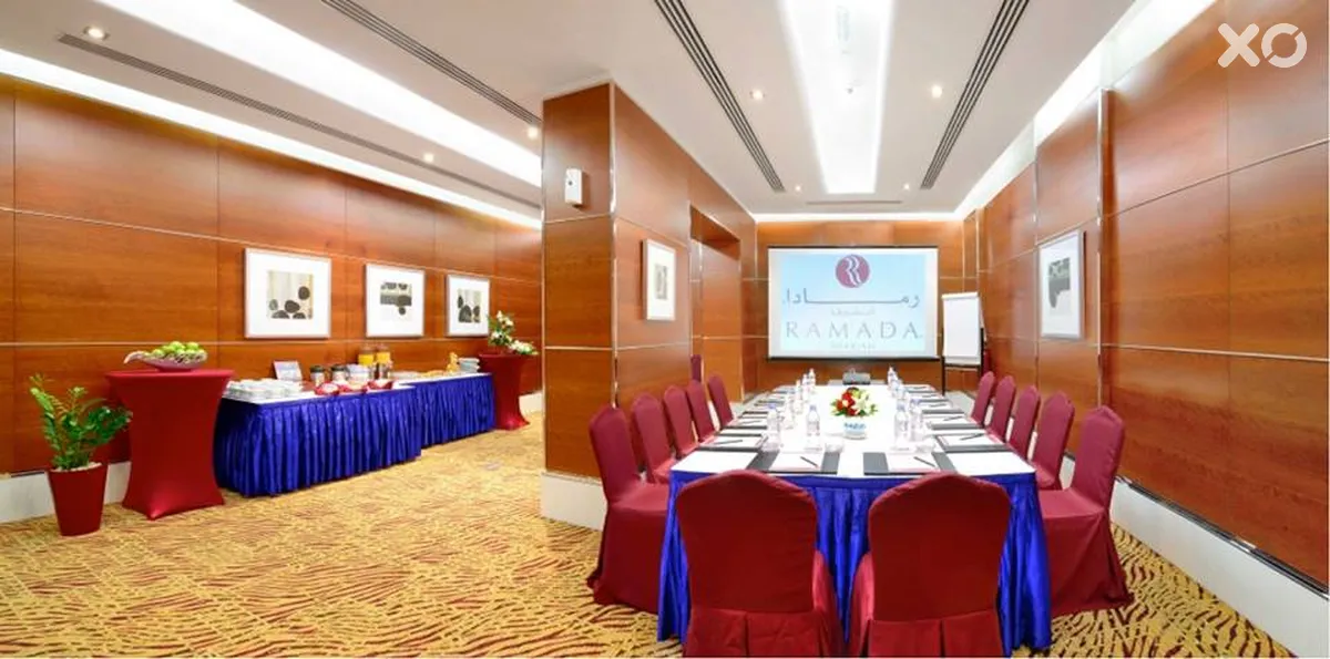 Golden Sands Hotel
