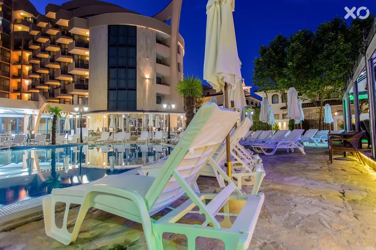 Zenith Hotel