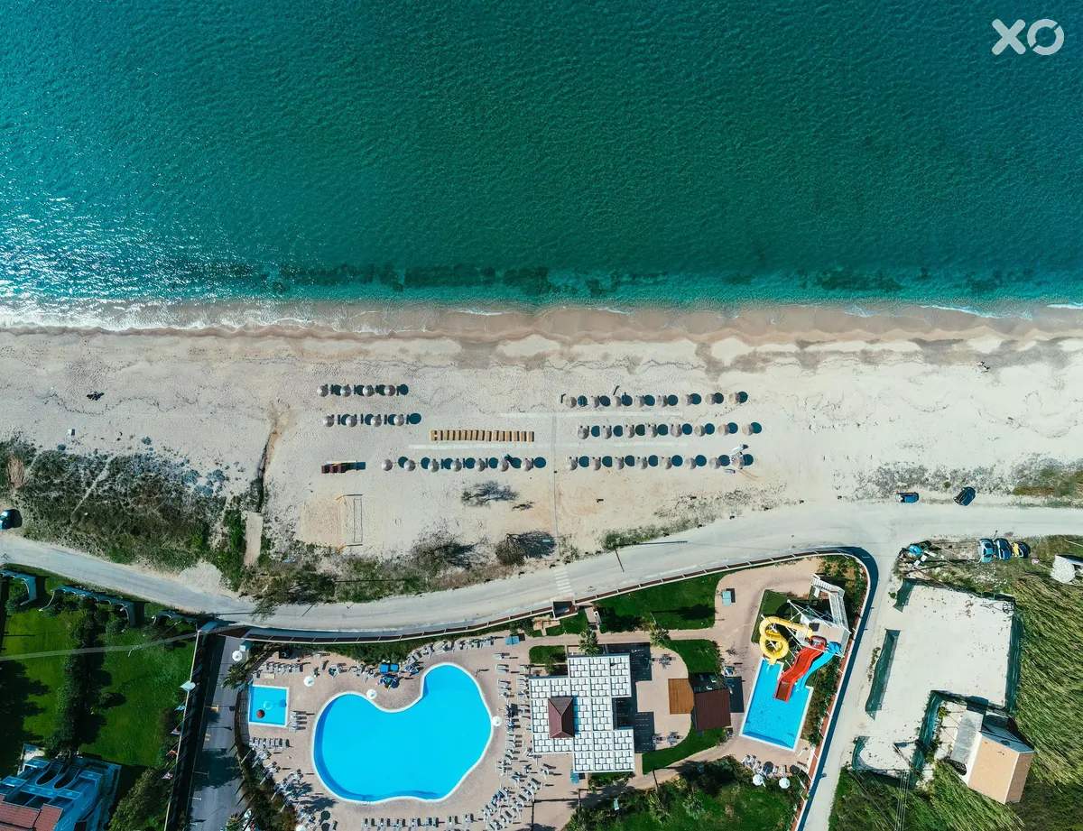 Almyros Beach Resort & Spa