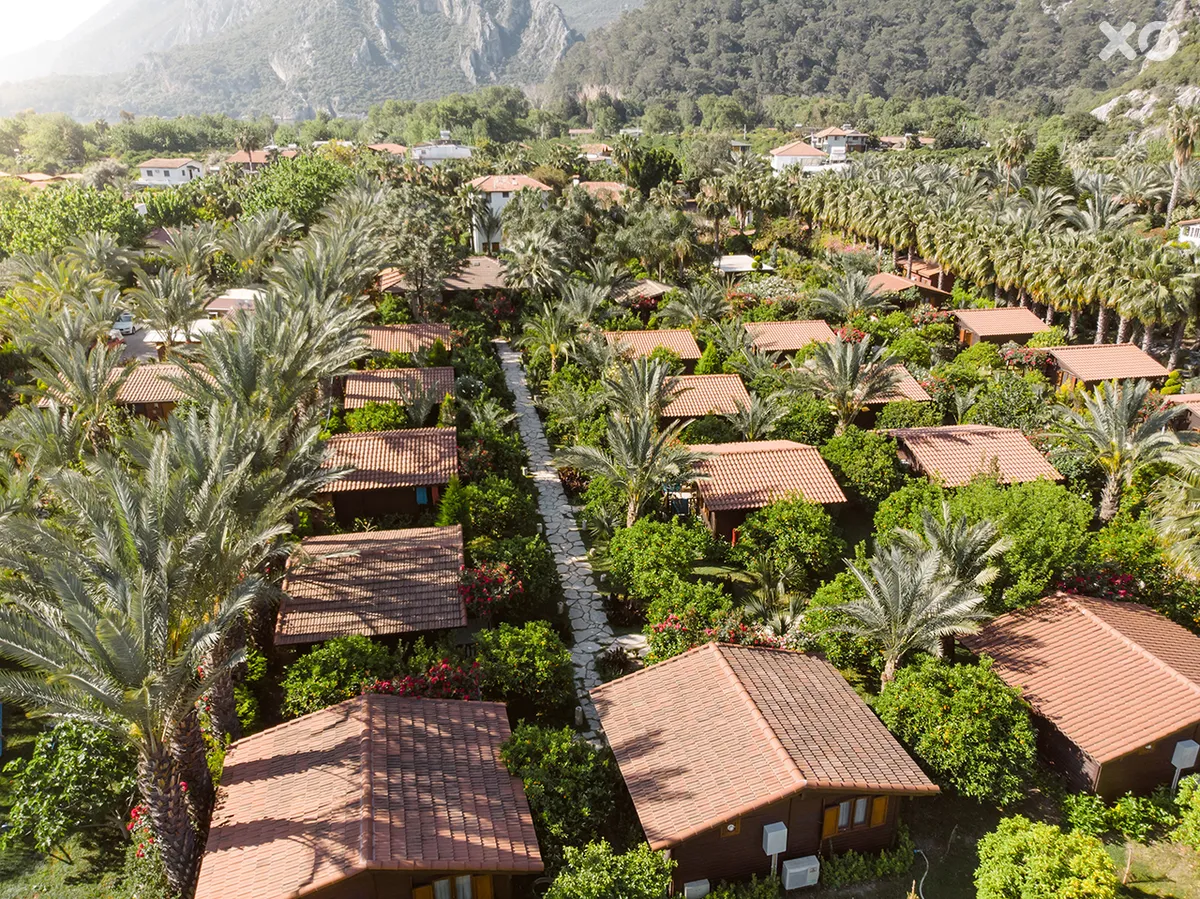 Azur Hotel