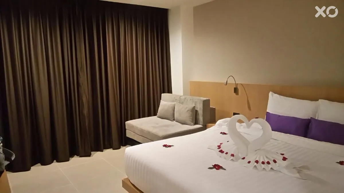 The Lunar Patong